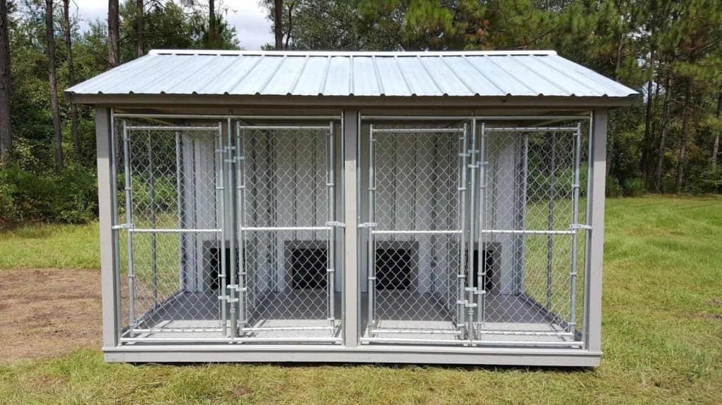 Wooden Dog Kennel for Sale in Cinco Bayou, Florida - Durable Shelter for Pets
